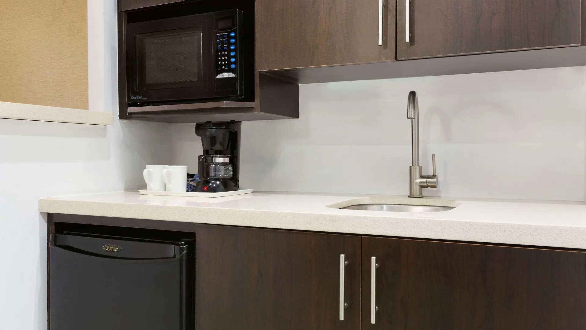 Ξενοδοχείο Travelodge By Wyndham Toronto East